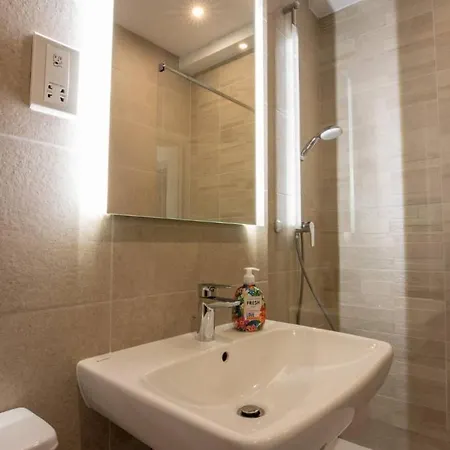 Stylish Two-bedroom Retreat Near Balluta Bay Pat2 Lägenhet Sliema