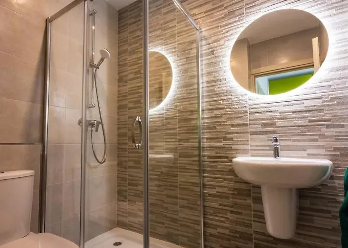 Stylish Two-bedroom Retreat Near Balluta Bay Pat2 슬리에마