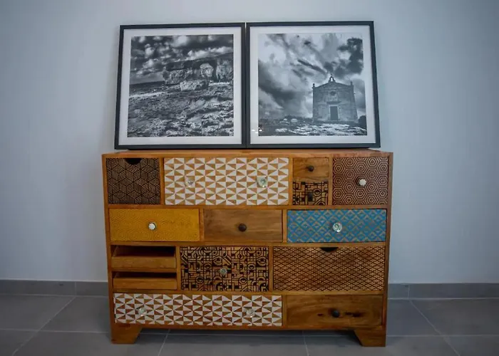 Stylish Two-bedroom Retreat Near Balluta Bay Pat2 Appartement